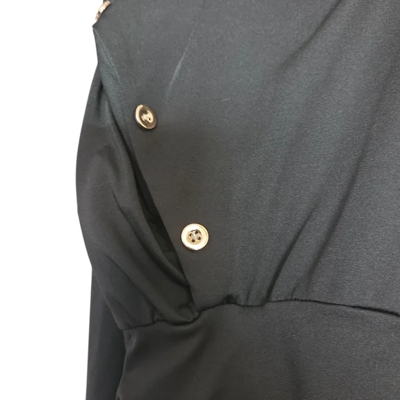 Black Women's Capris - Picture 2 of 4